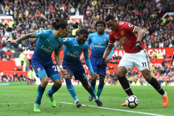 背后踢人 背后踢人