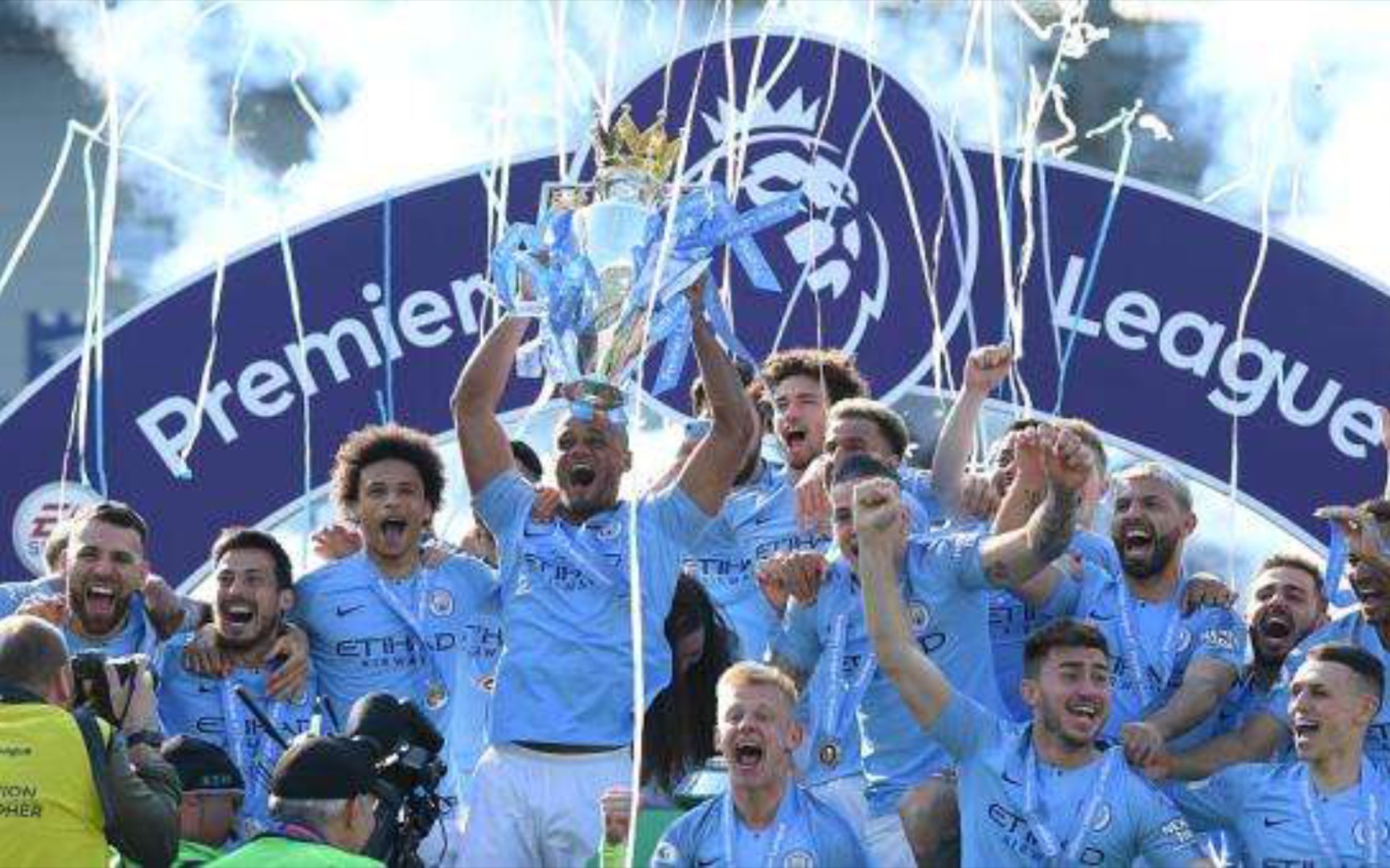 修斯轰超级 修斯轰超级